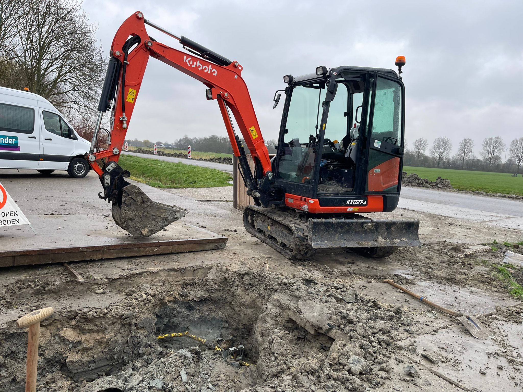Gaslek bij uien- en knoflookbedrijf in Lutjebroek