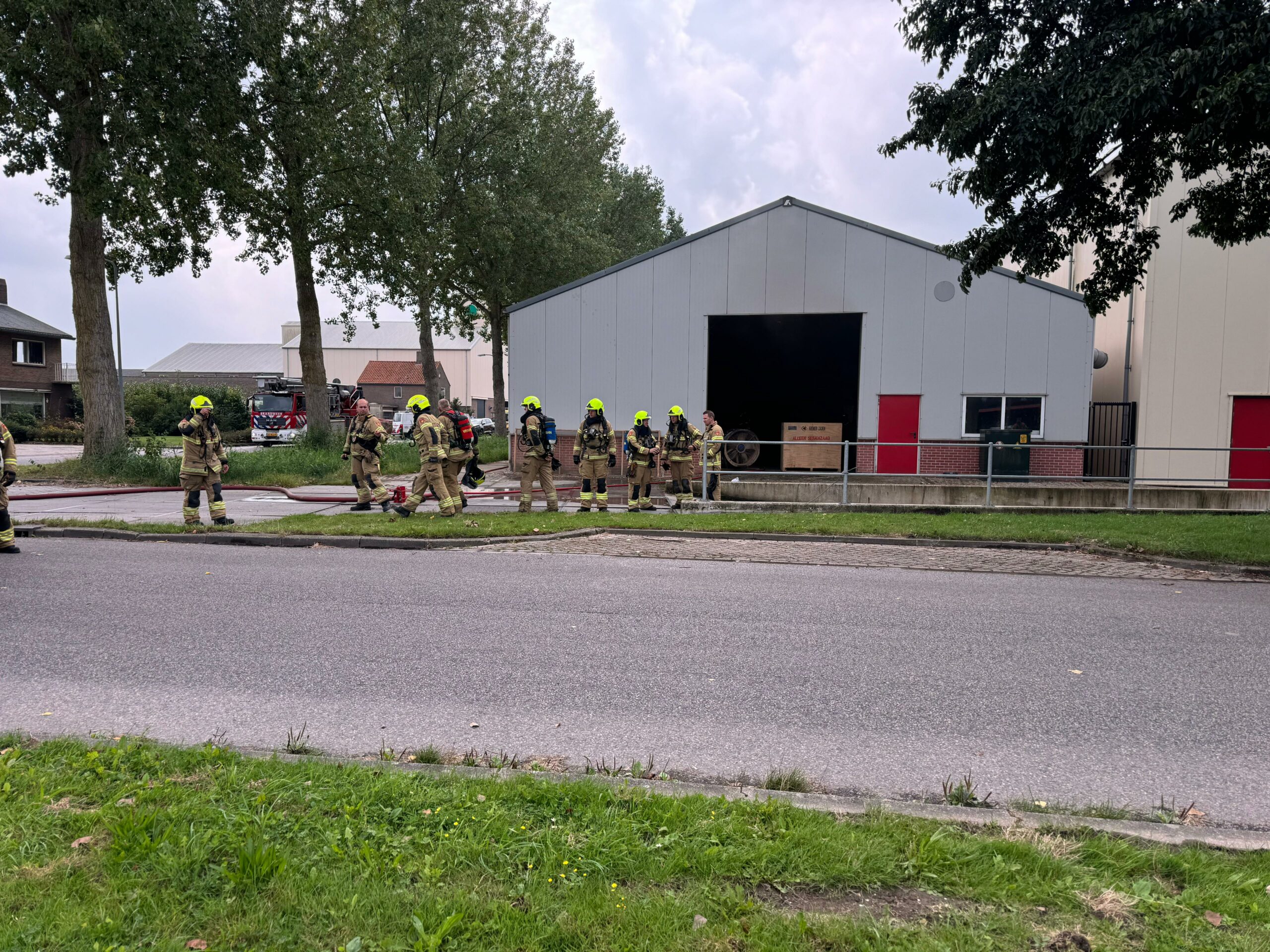 Brand bij zadenbedrijf in Middenmeer