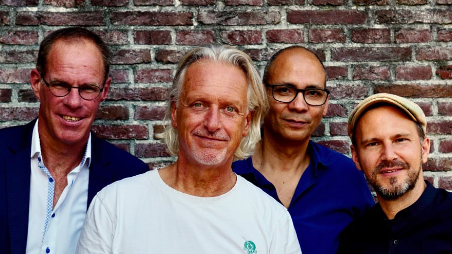 Viering van de Caraïben met Lucas van Merwijk in Theaterkerk Hemels