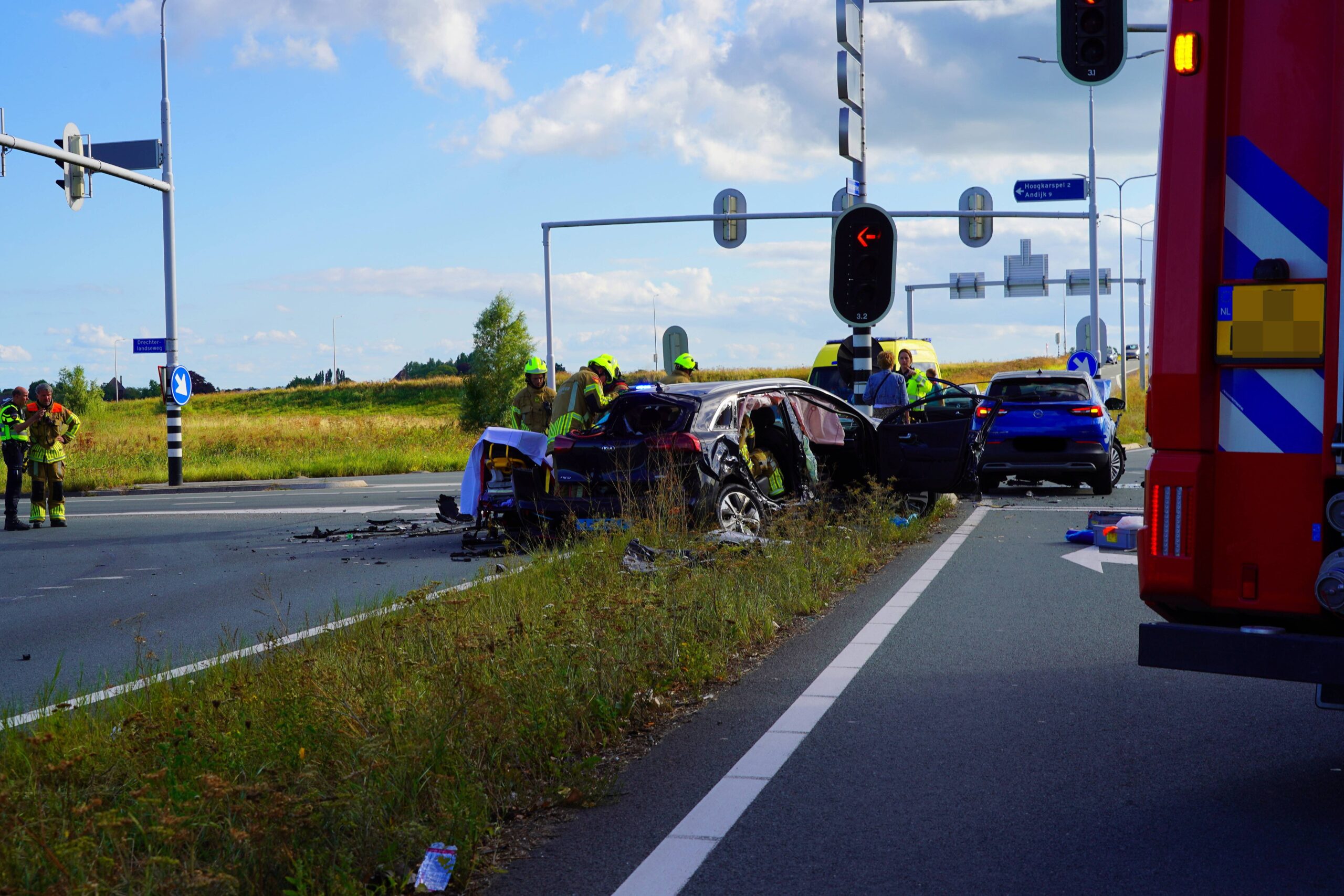 Twee gewonden na botsing met taxi in Zwaagdijk-Oost Inbox