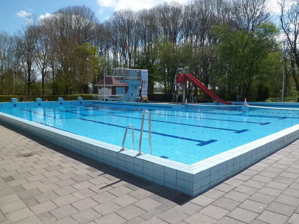 Zwembad De Spetter Abbekerk opent vandaag weer de deuren