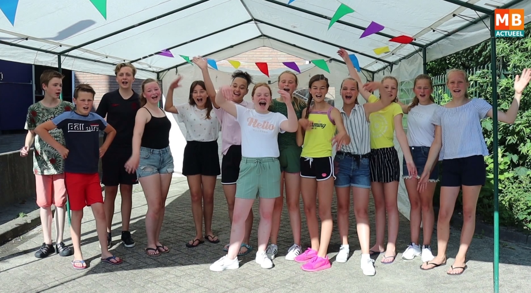 Groep 8 Werenfridus Wervershoof op kamp in eigen school