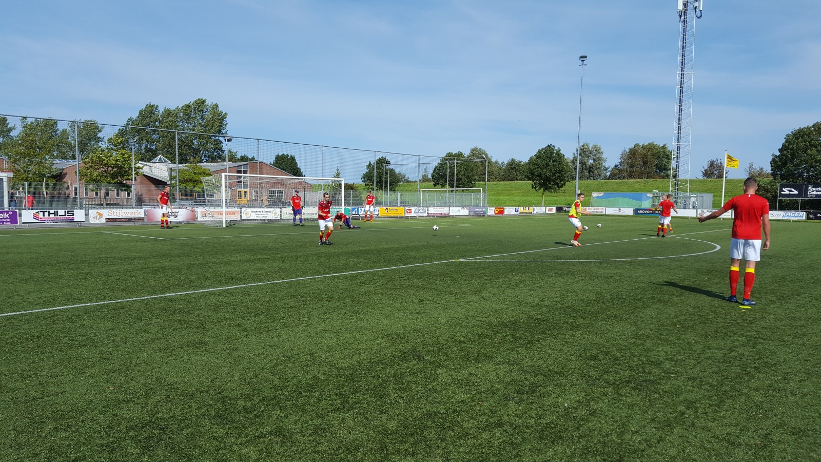 Strandvogels onderuit tegen Sporting Krommenie in de strijd om de beker